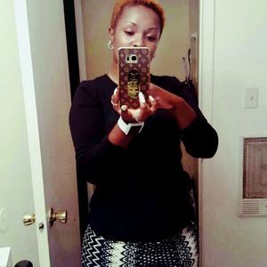 Meet your Posher, Stella