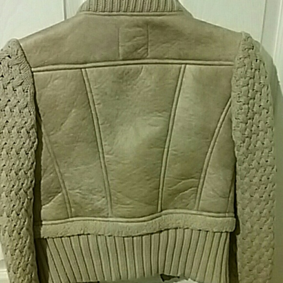 Jacket - Picture 3 of 4