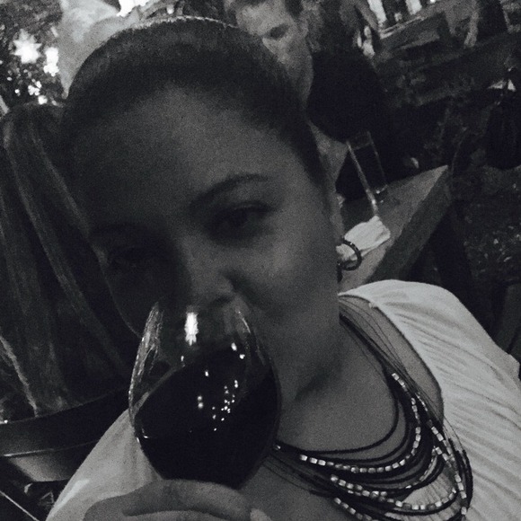 Meet your Posher, Jenny