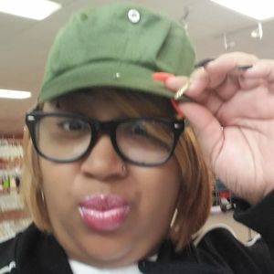 Meet your Posher, Latonia