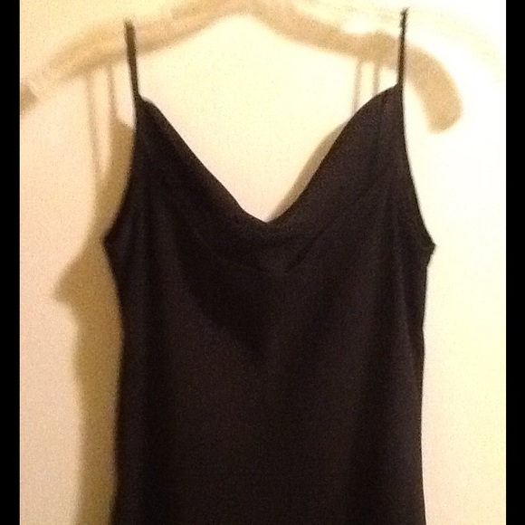 🍾 NWOT DOROTHY PERKINS DRAPE NECK LBD🍾 - Picture 2 of 4