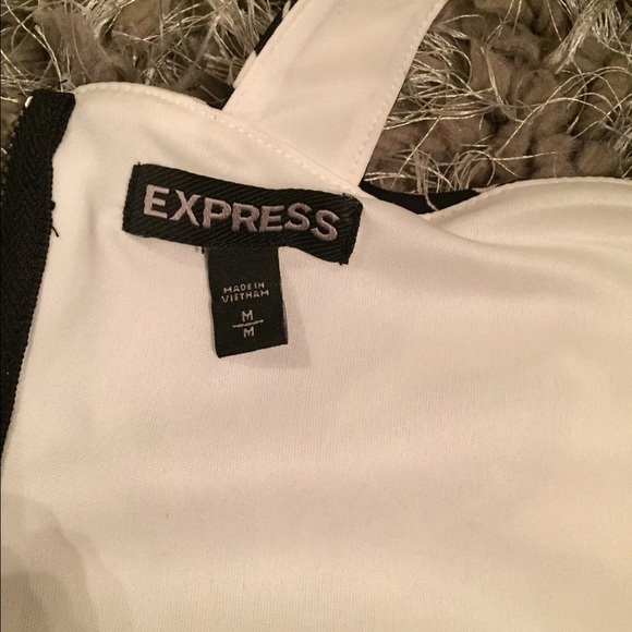 Express Fashion Bralette - Picture 3 of 3