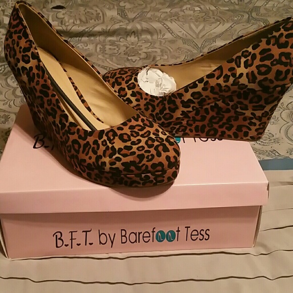 Stylish Leopard Wedge