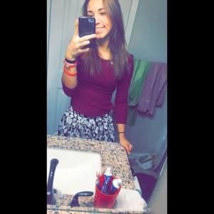 Meet your Posher, Alyssa