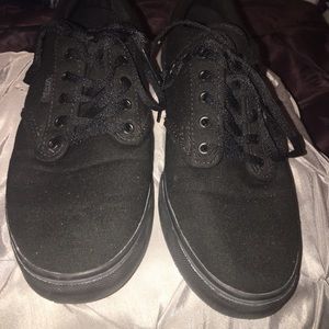 Black Vans: thin soles