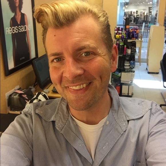 Meet your Posher, David - Picture 1 of 1