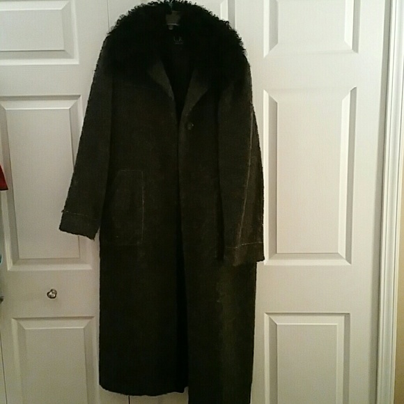 Long, dressy winter jacket - make an offer!! 😊😊