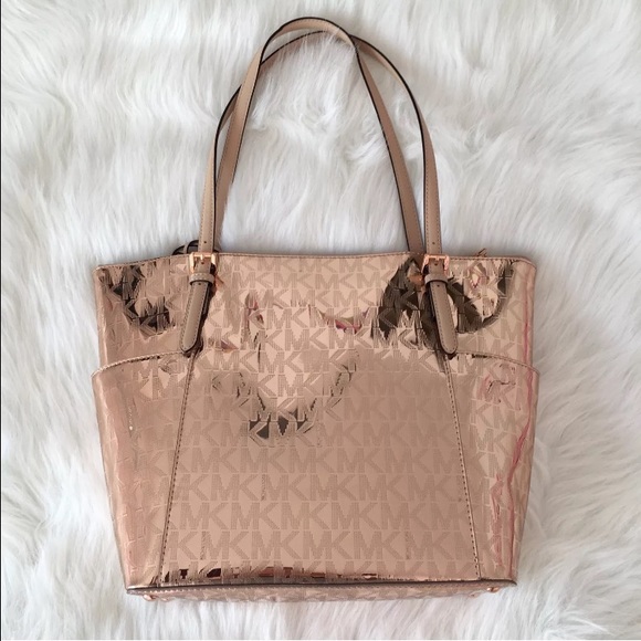 🚫SOLD🚫NEW MICHAEL KORS MIRROR MONOGRAM PATENT - Picture 2 of 4