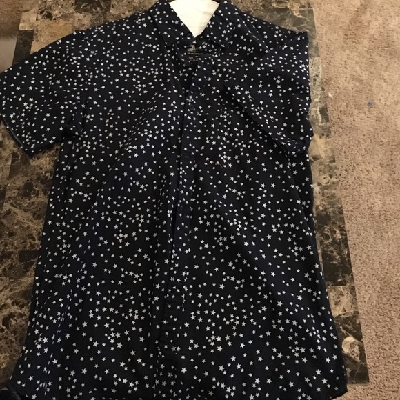 Star button down