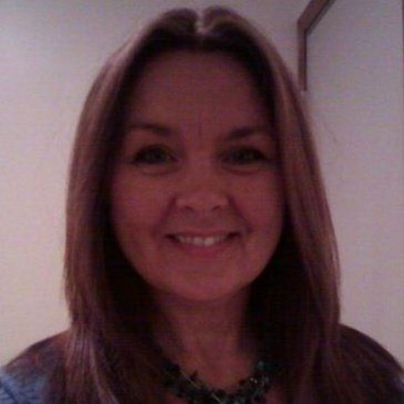 Meet your Posher, Carol - Picture 1 of 1