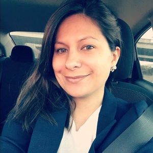 Meet your Posher, Isabel