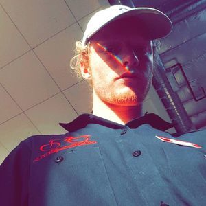 Meet your Posher, Levi