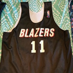 Reversible Portland Trailblazers practice jersey