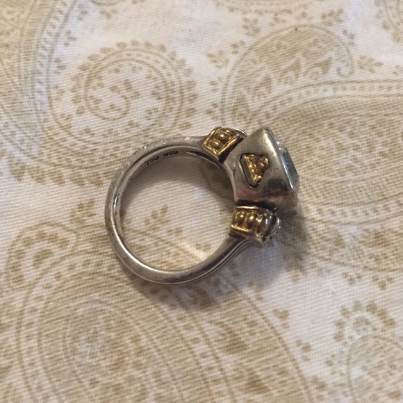 Lagos ring