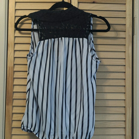 Top - Picture 2 of 2