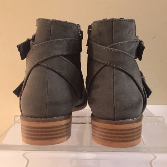 Booties - Picture 3 of 3