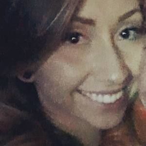 Meet your Posher, Dee