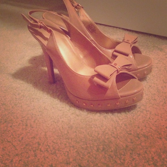 Tan Sling Back Studded Heels