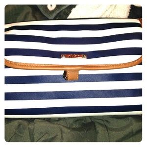 Stella&dot carry all roll up bag