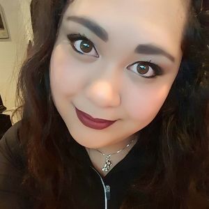 Meet your Posher, Kat