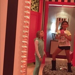 Meet your Posher, Tina