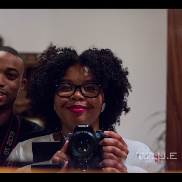 Meet your Posher, Nicole