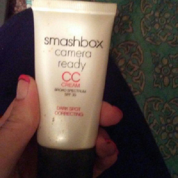 Smash box cc cream dark spot corrector