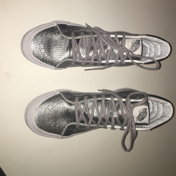 Silver metallic vans women's 7.5
