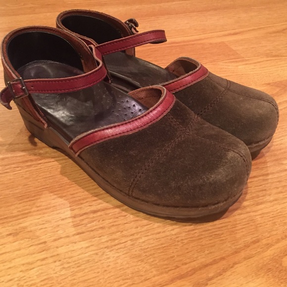 Dansko MaryJane clogs