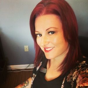 Meet your Posher, Michele