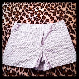 WHBM mid length shorts~