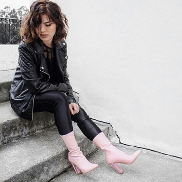 $10 SALE ENDS TONIGHT// LAST1// FAYE Perspex Boots - Picture 5 of 5