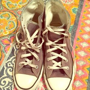 Grey High top Converse