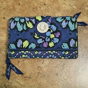 Vera Bradley turnlock wallet