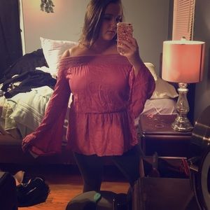 TOBI OFF THE SHOULDER TOP ✨ NWT ⭐️