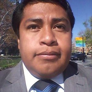 Meet your Posher, Carlos