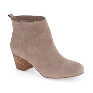 Steve Madden Hipster Booties