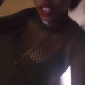 Meet your Posher, Deej