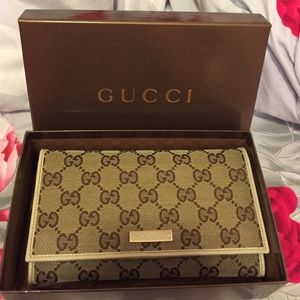 BRAND NEW GUCCI WALLET