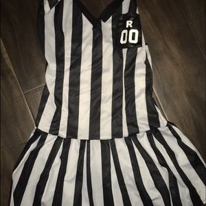Referee costume