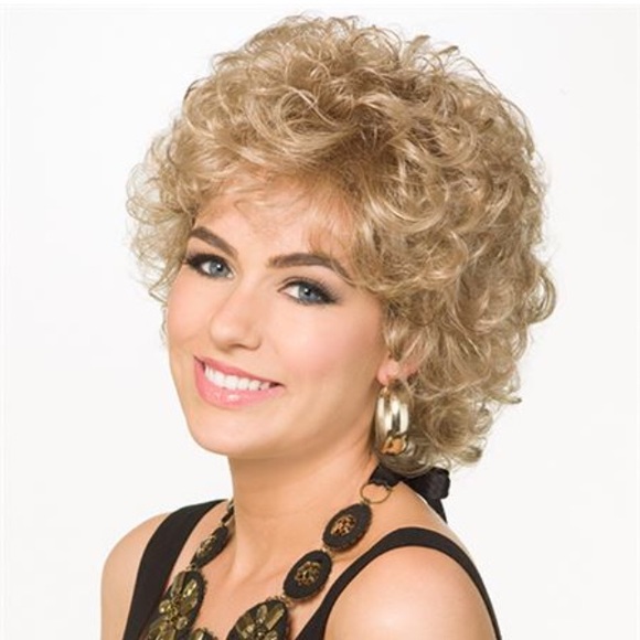 BNIB, NWT Blond short Wig - Picture 1 of 4