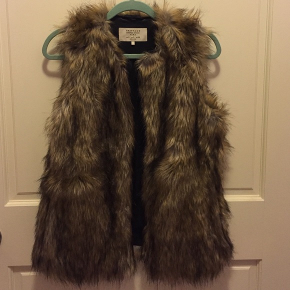 Zara Fur Vest - Picture 1 of 3