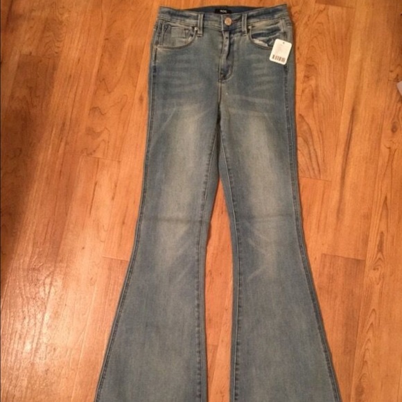 BDG Morrison Flare NEW