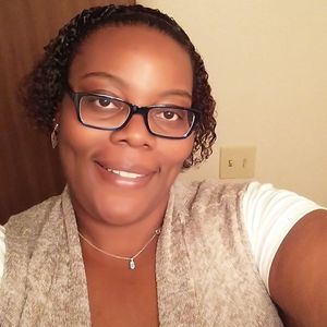 Meet your Posher, Demetra