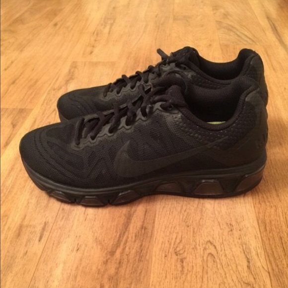 Nike women's air max sz 8