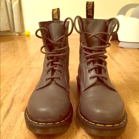 Dr martens size 8 U.K. 6 pascal boot gray