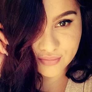 Meet your Posher, Brenda