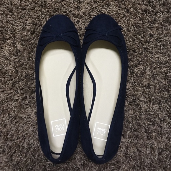 Ballerina Navy Flats W/ Bow Accent