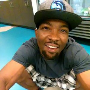 Meet your Posher, Emanuel