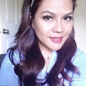 Meet your Posher, Elena